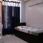 1751733374406 (Small)